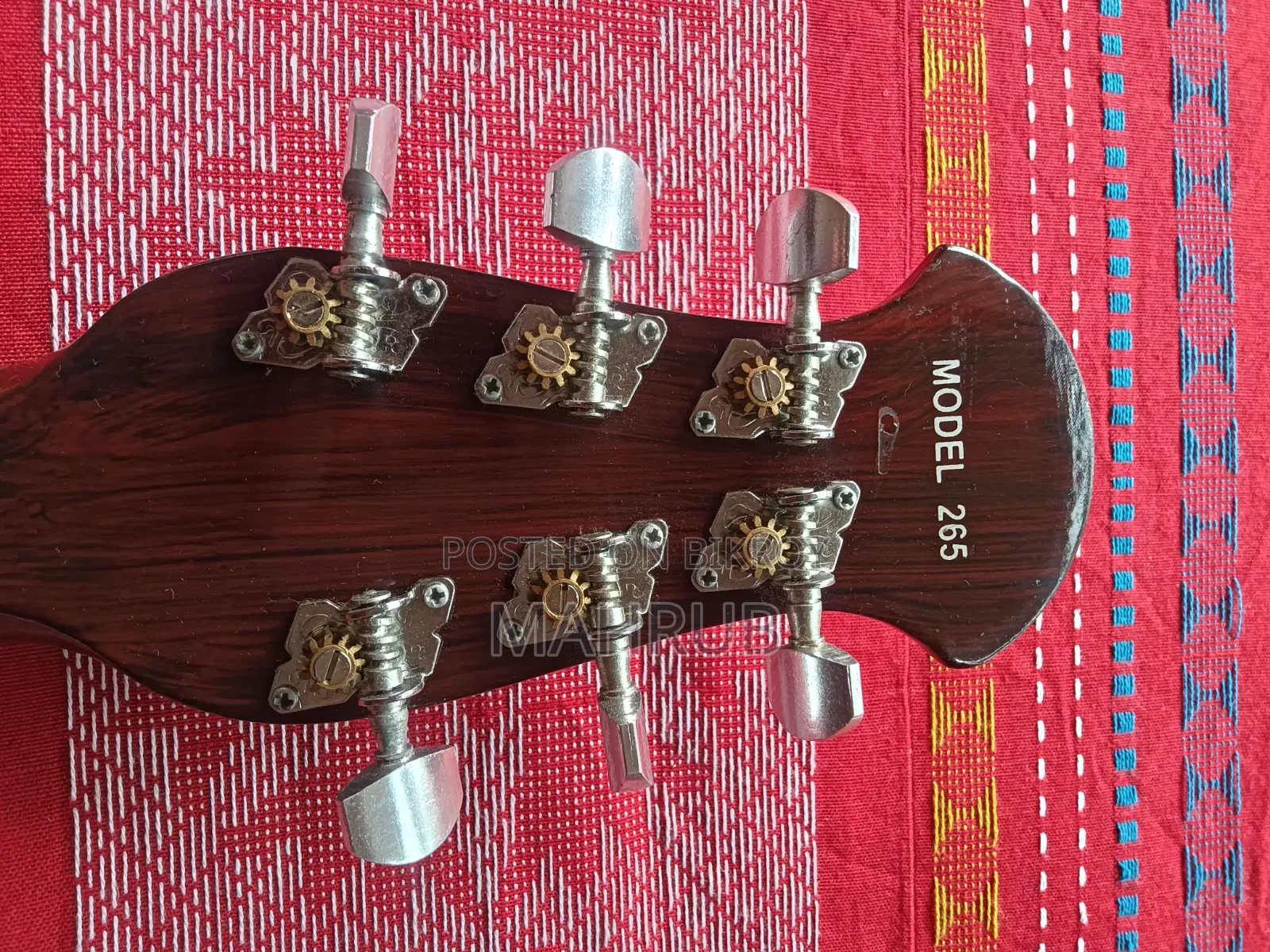 Signature: Model 265