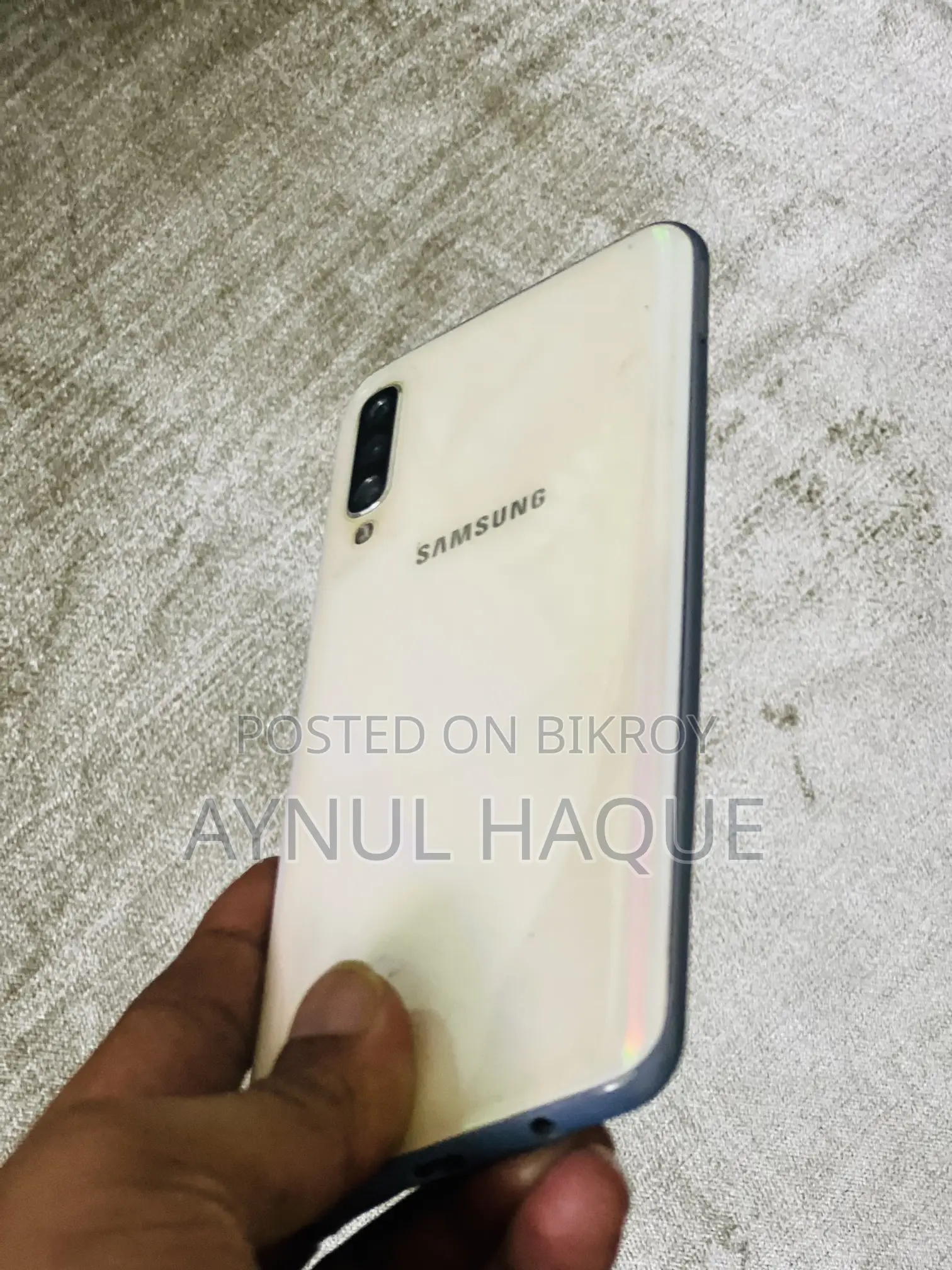 Samsung Galaxy A50 64 GB White