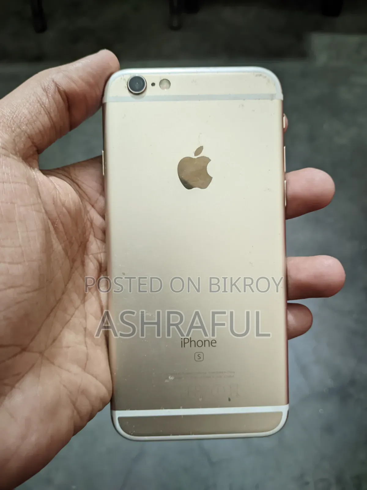 Apple iPhone 6s 64 GB Gold