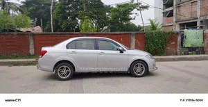 টয়োটা এক্সিও ২০১২ সিলভার