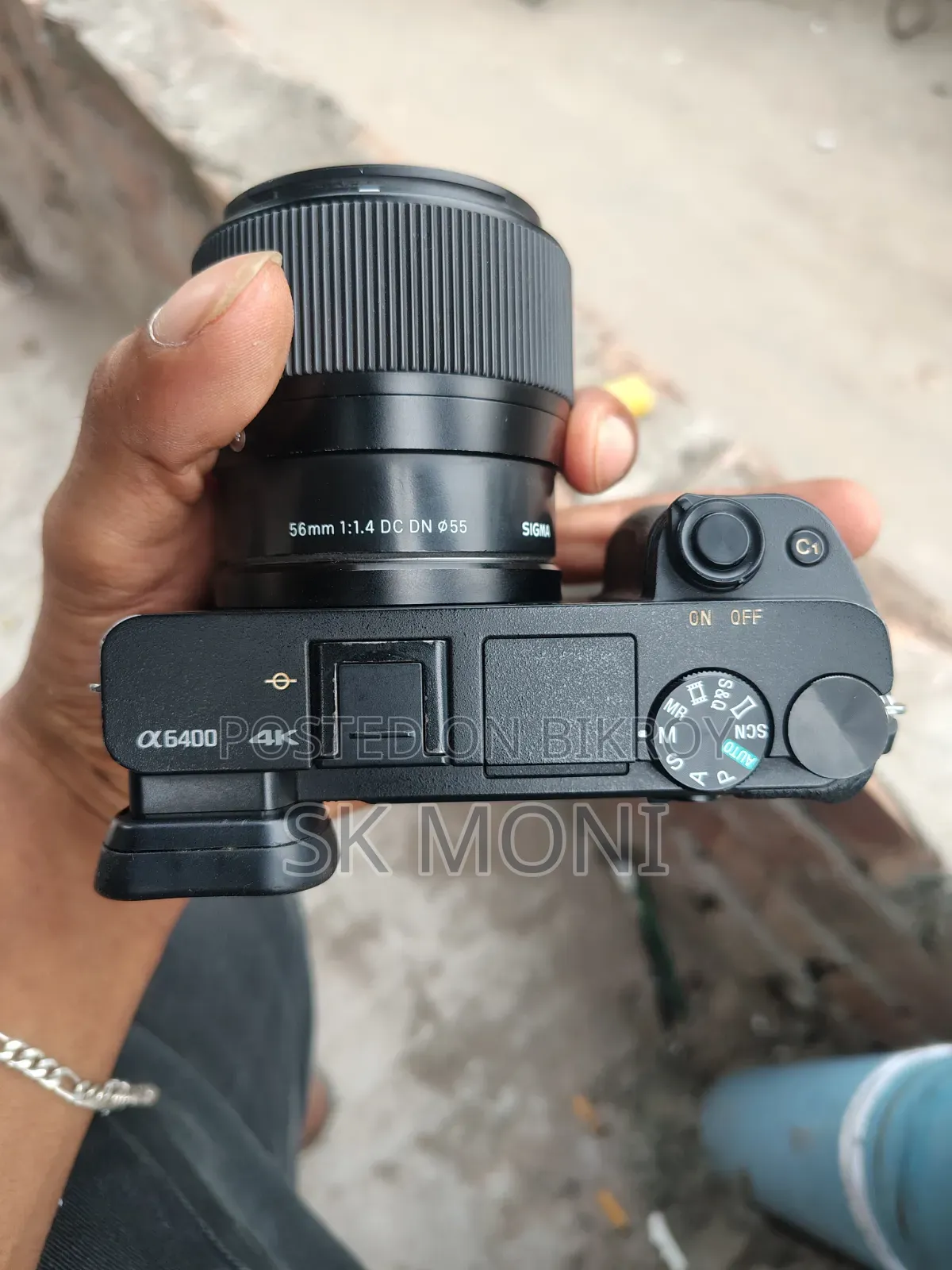 Sony A6400 (শুধুমাত্র বডি) বিক্রয় হবে - একদম নতুনের মতো কন্ডিশন!