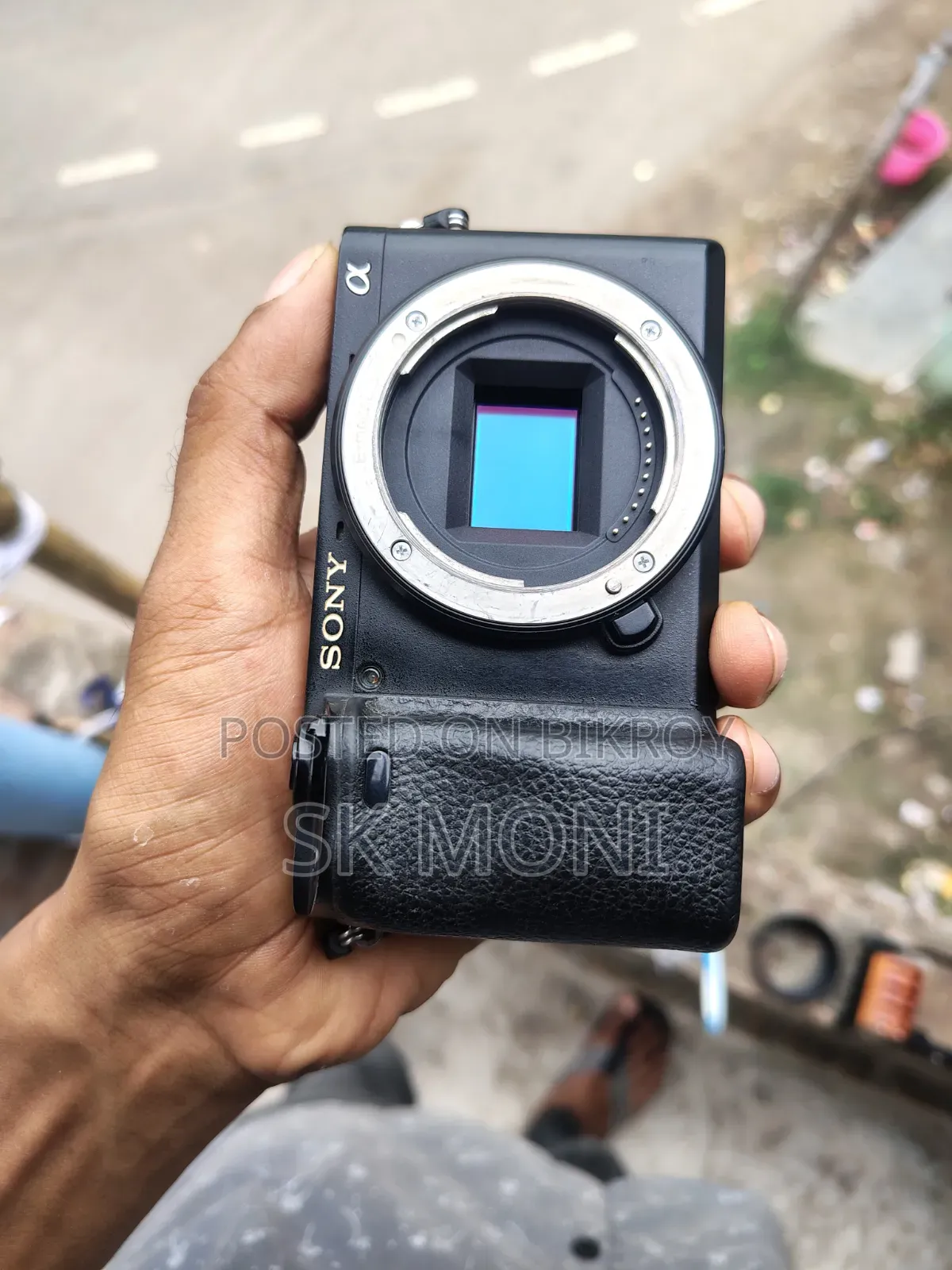 Sony A6400 (শুধুমাত্র বডি) বিক্রয় হবে - একদম নতুনের মতো কন্ডিশন!