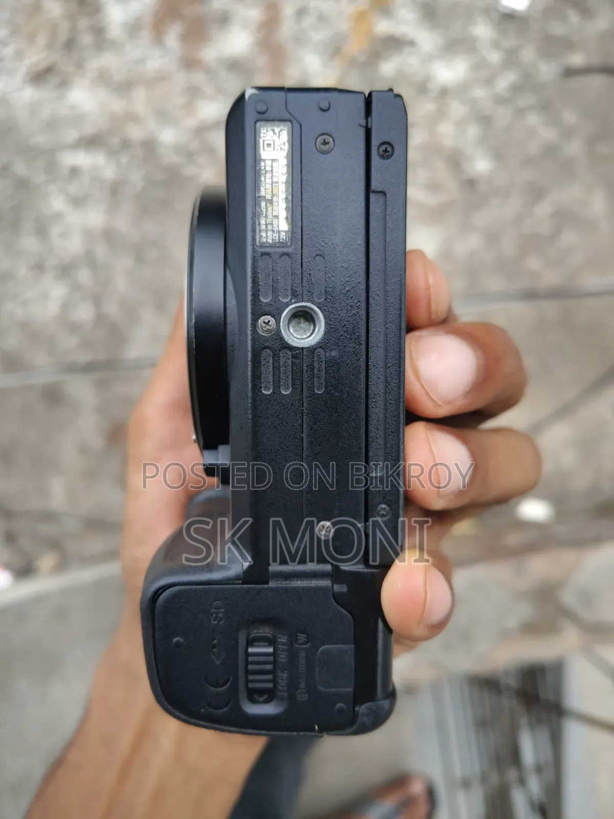 Sony A6400 (শুধুমাত্র বডি) বিক্রয় হবে - একদম নতুনের মতো কন্ডিশন!