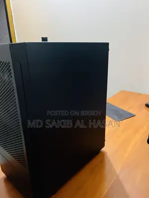 Desktop Computer MSI model 8GB Intel Core i5 SSD 512GB