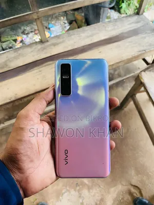 Vivo Y73s 128 GB Blue