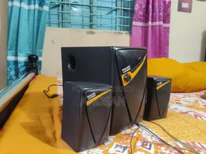 Golden Sound Box