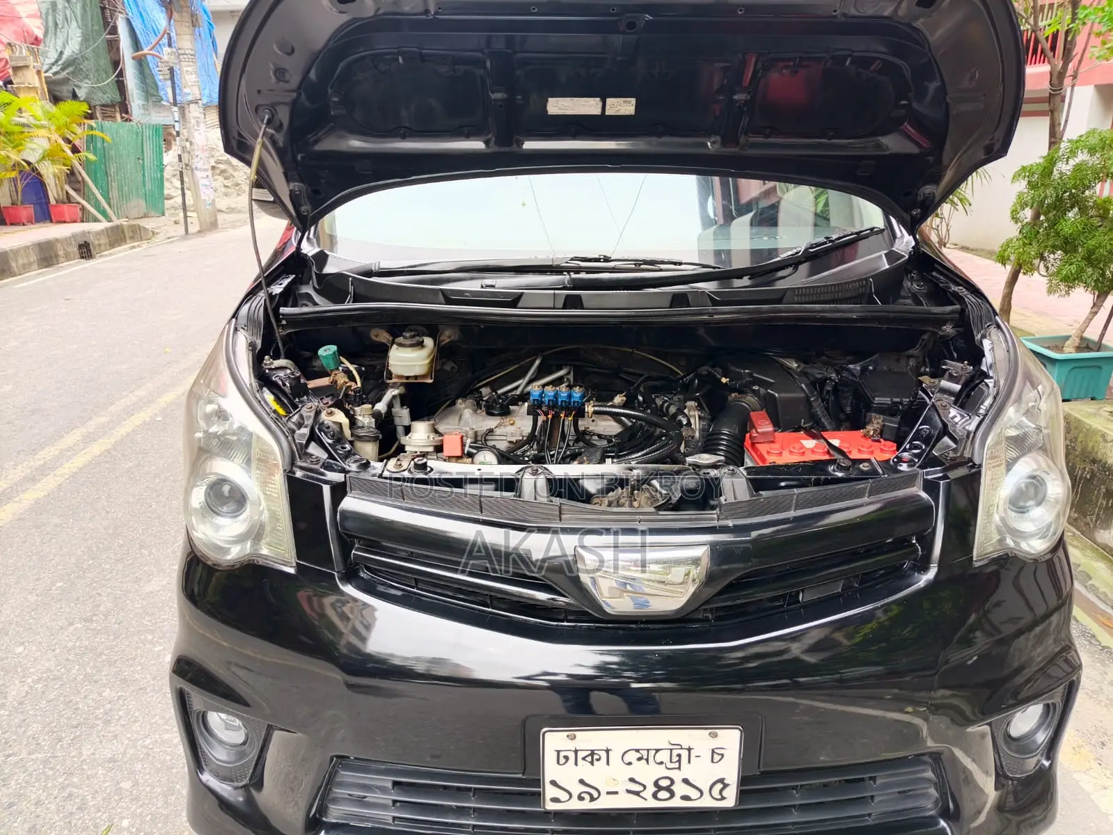 Toyota Noah 2.0 158hp FWD (7 Seater) 2011 Black