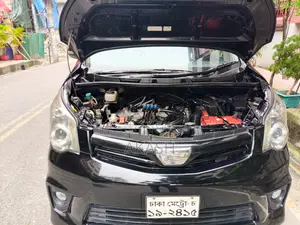 Toyota Noah 2.0 158hp FWD (7 Seater) 2011 Black