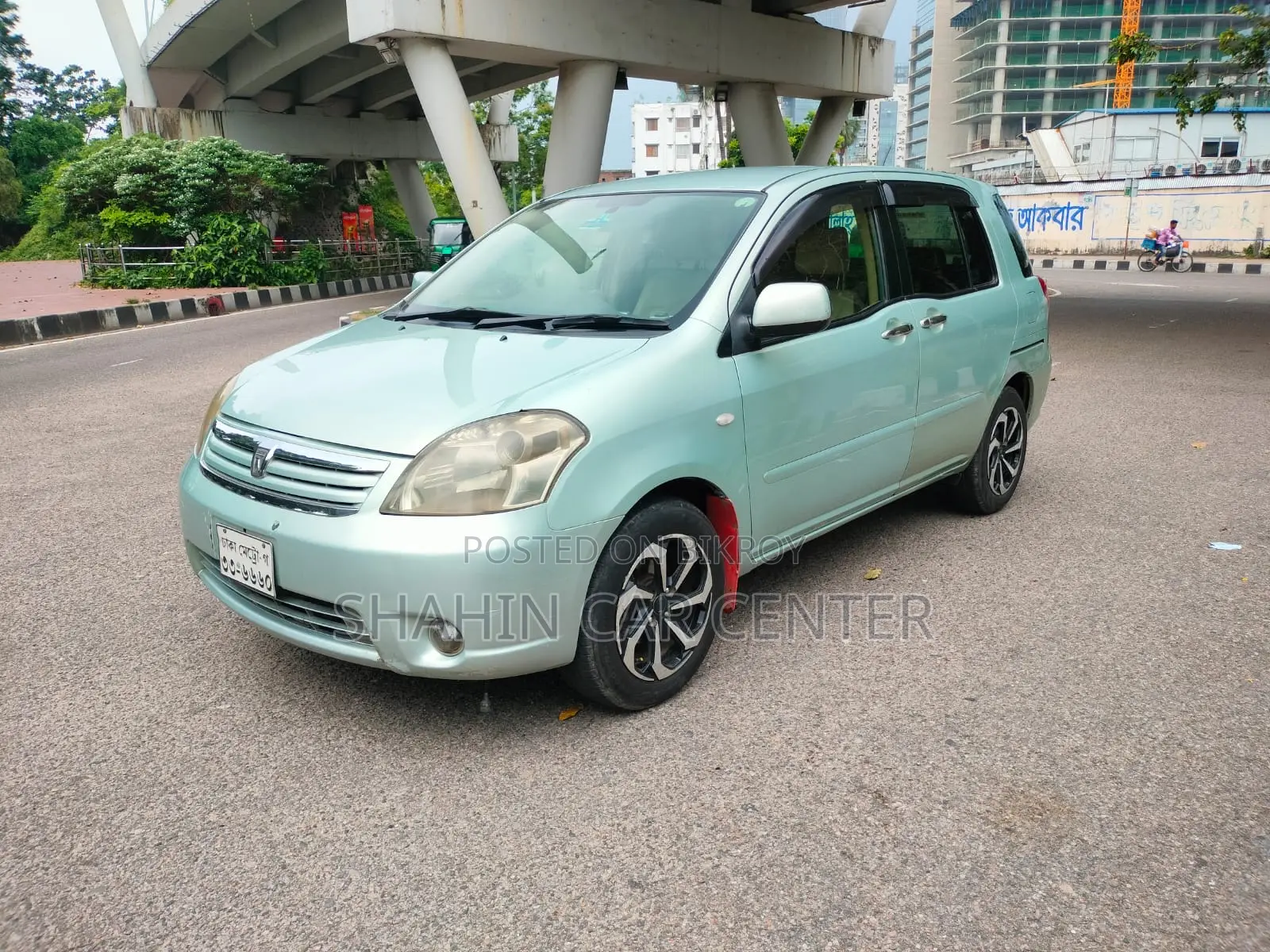Toyota Raum 2006 Green