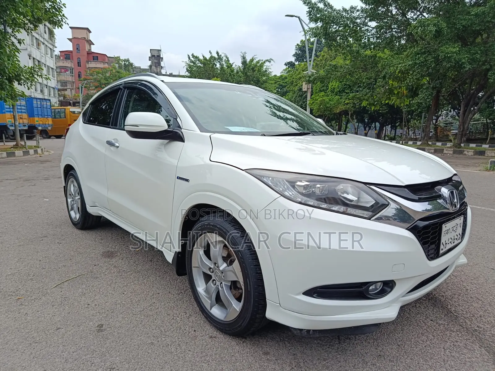 Honda Vezel 1.5 2WD 2014 Pearl