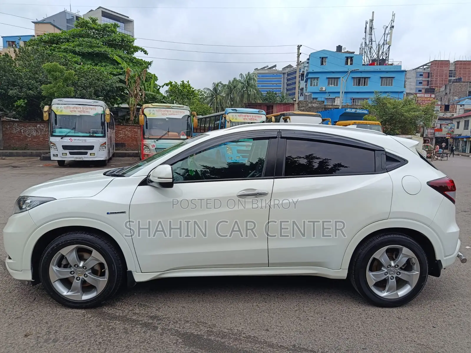 Honda Vezel 1.5 2WD 2014 Pearl