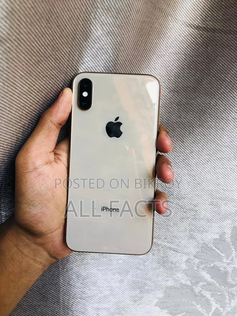 Apple iPhone XS 64 GB White