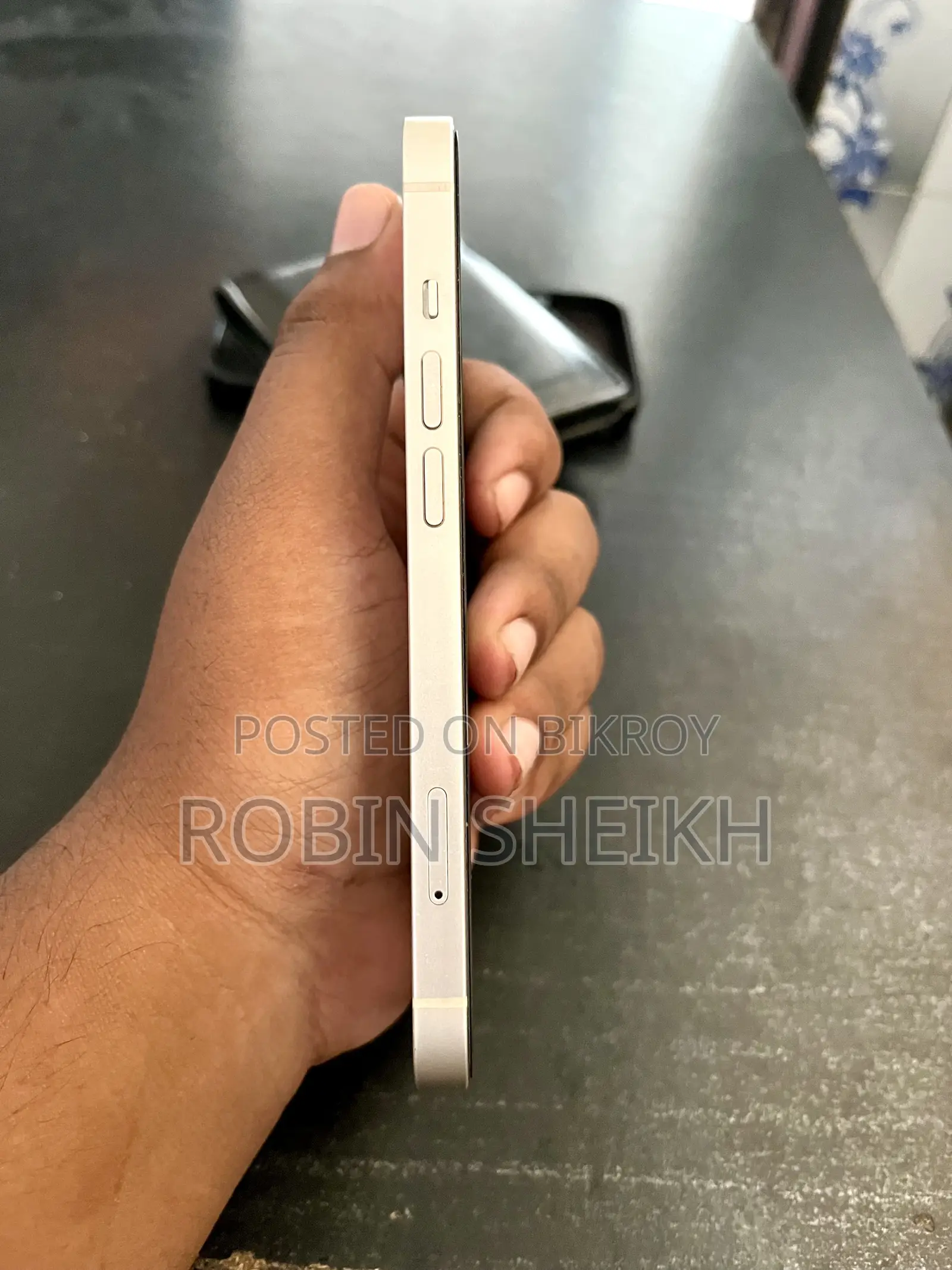 অ্যাপল আইফোন ১৩ ১২৮ জিবি সাদা