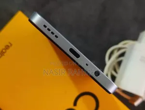 Realme 128 GB