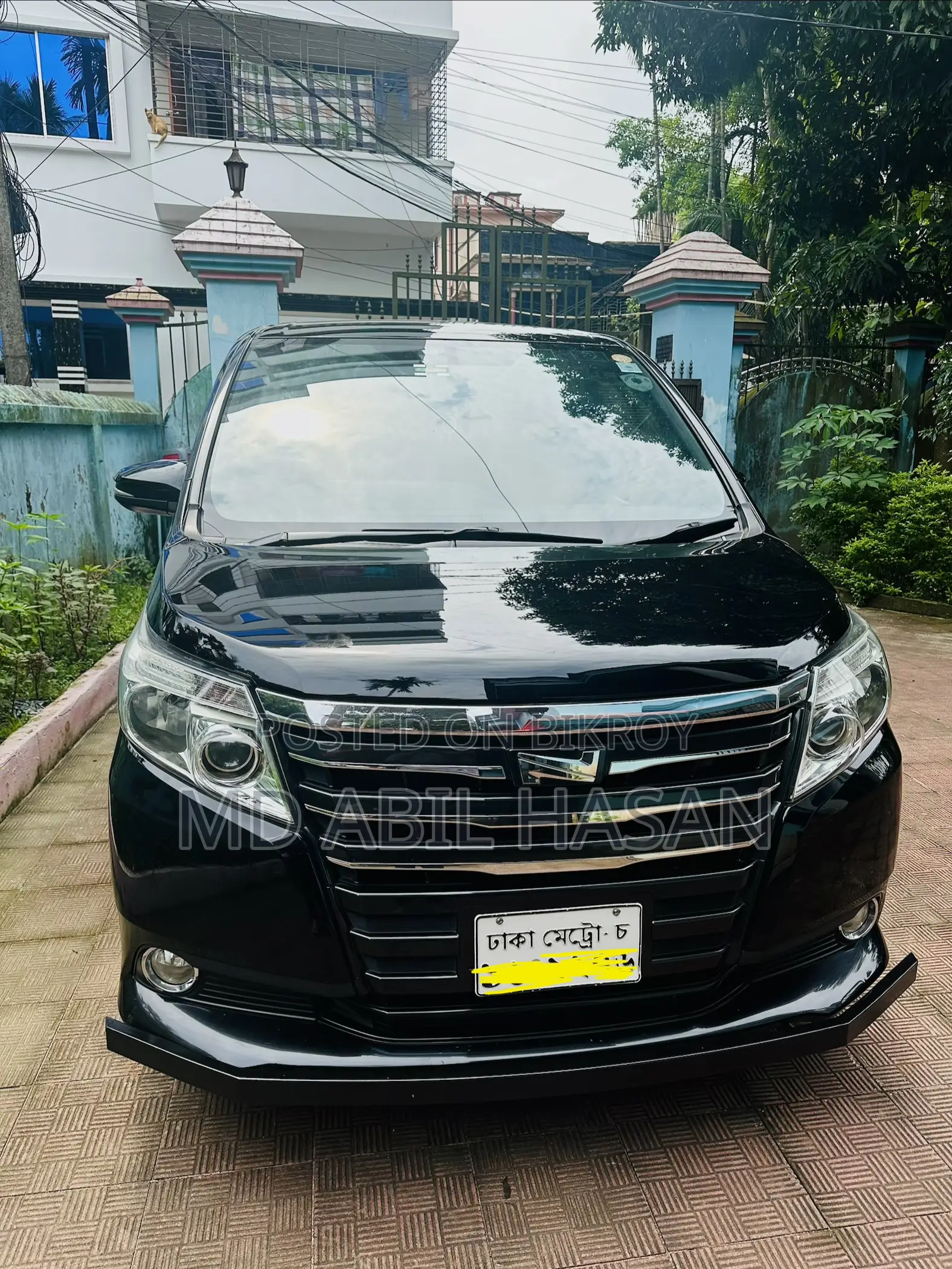 Toyota Noah 2.0 AWD (8 Seater) 2014 Black