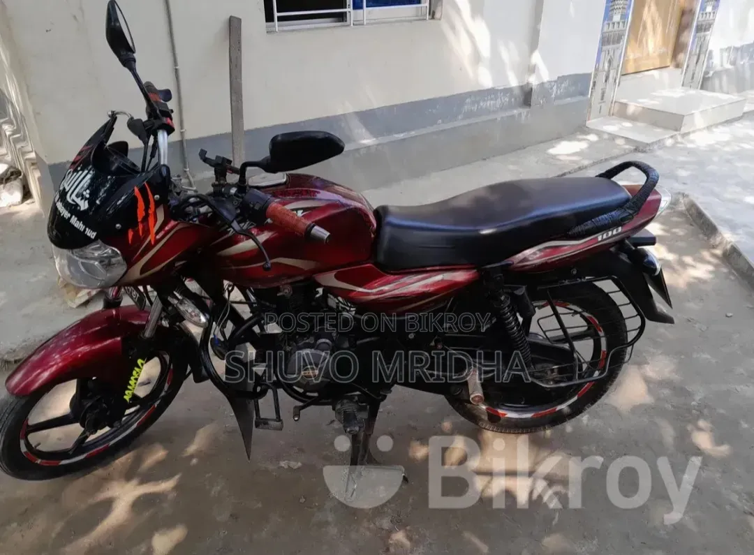 Bajaj Discover 100 2019 Red
