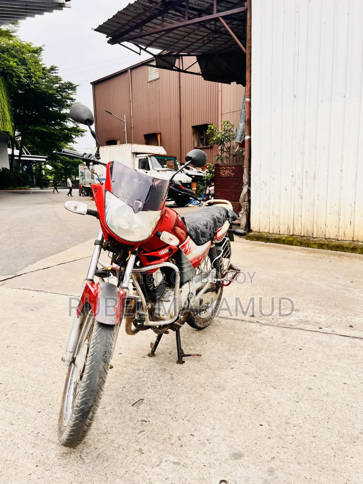 Yamaha 2006 Red