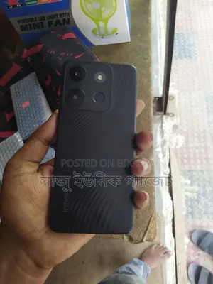 ইনফিনিক্স স্মার্ট ৭ ৬৪ জিবি কালো