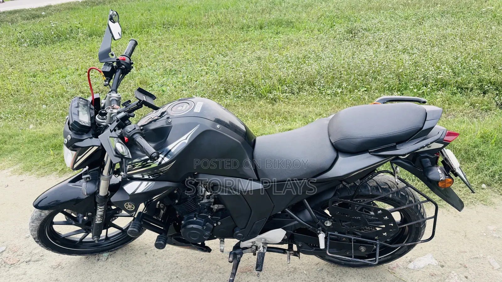 Yamaha 2023 Black