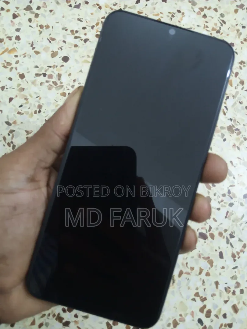 Vivo Y04 128 GB