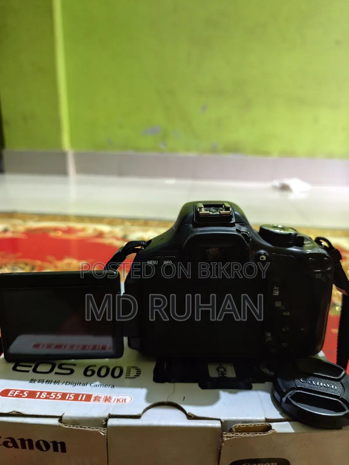 Canon 600d With Prime Lense.