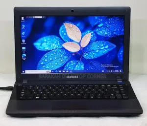 Laptop Samsung RV513 4GB AMD HDD 500GB