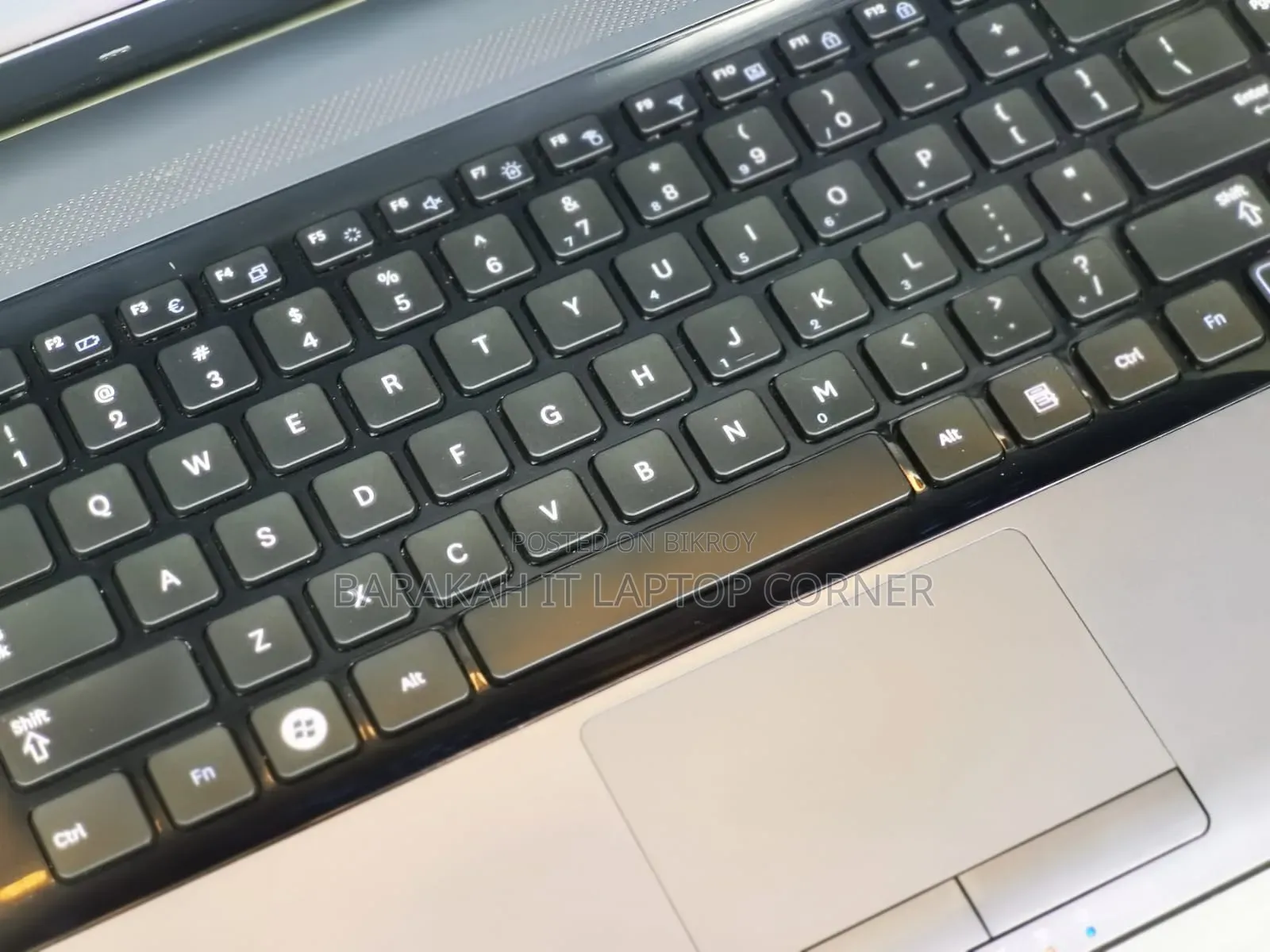 Laptop Samsung RV513 4GB AMD HDD 500GB