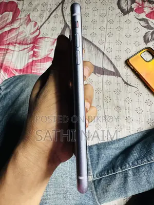 New Apple iPhone 11 128 GB Purple