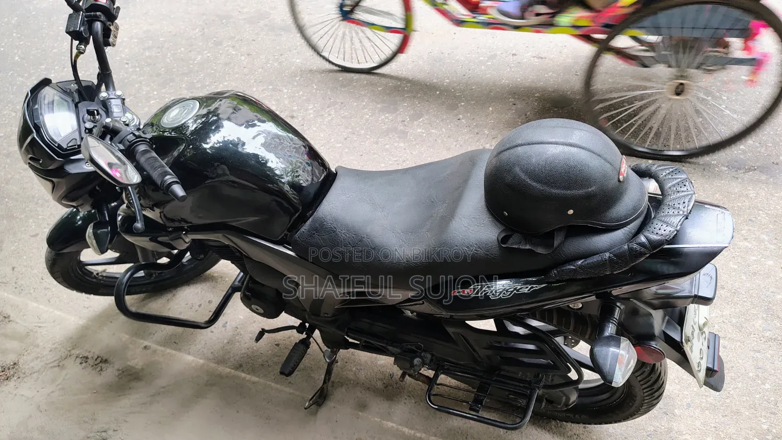 হোন্ডা সিবি ২০১৭ ব্ল্যাক