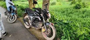 সুজুকি জিক্সার মনোটোন ২০১৮ কালো