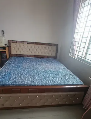 কানাডিয়ান ওক কাঠের খাট