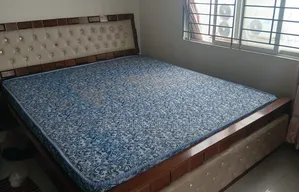 Canadian Oak Wood Bed