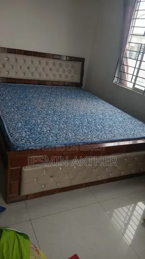 Canadian Oak Wood Bed