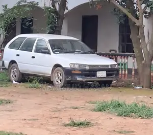 Toyota Corolla G-Touring 2000 White