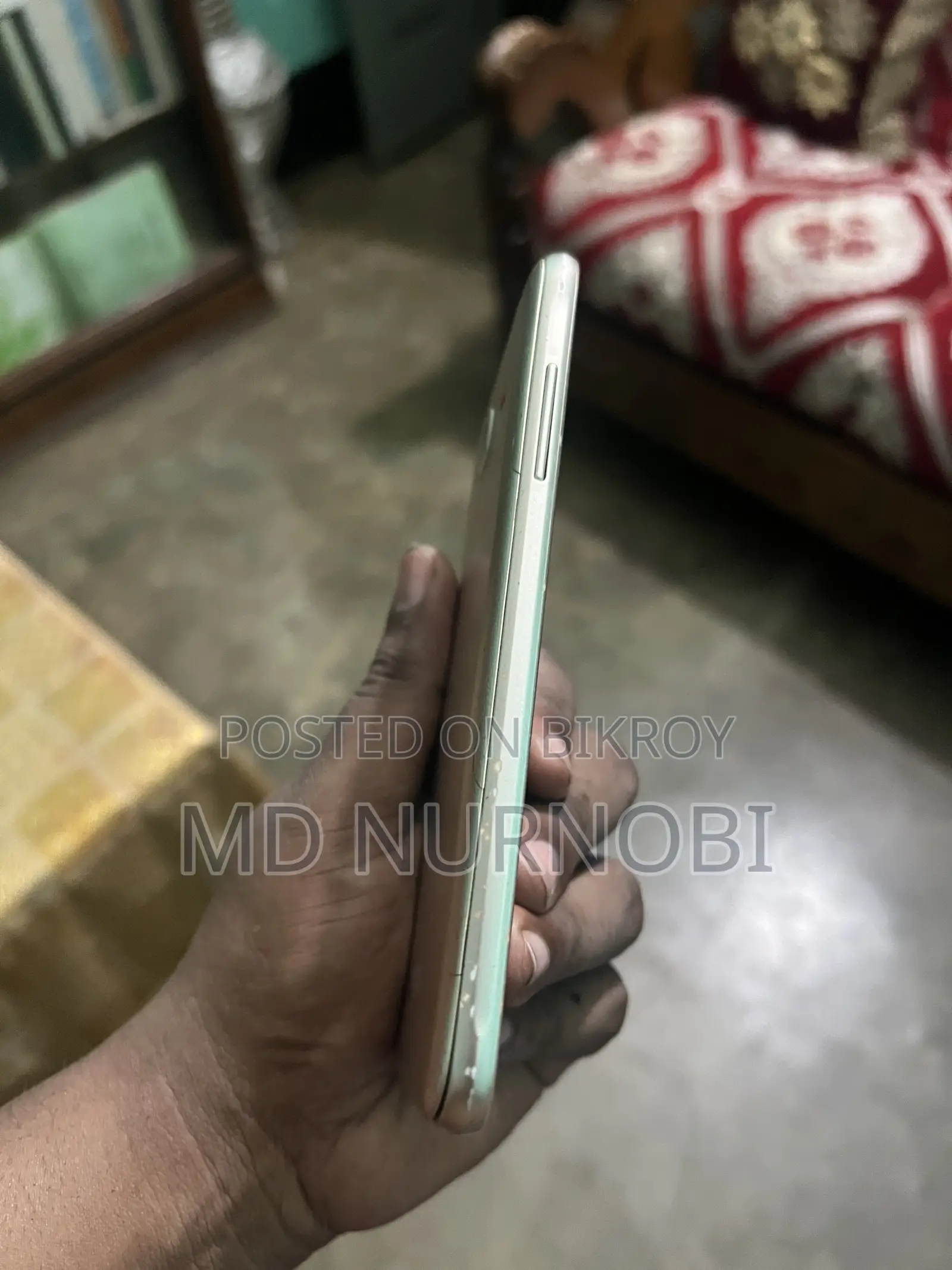 Samsung Galaxy J3 8 GB Gold