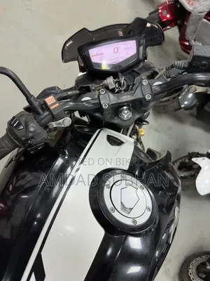 TVS Apache 160 4V 2021 Black