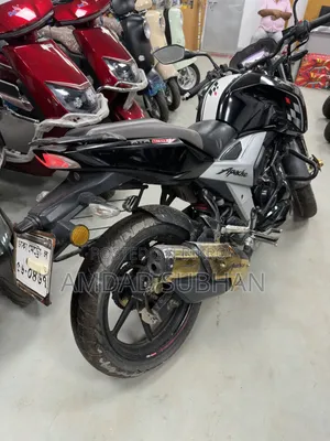TVS Apache 160 4V 2021 Black