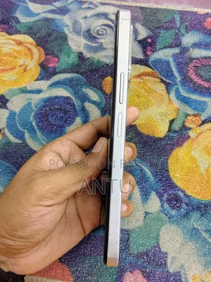 নিউ অনার এক্স৬সি ১২৮ জিবি হোয়াইট