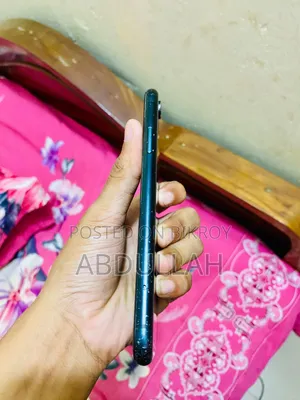 Apple iPhone XR 64 GB Black