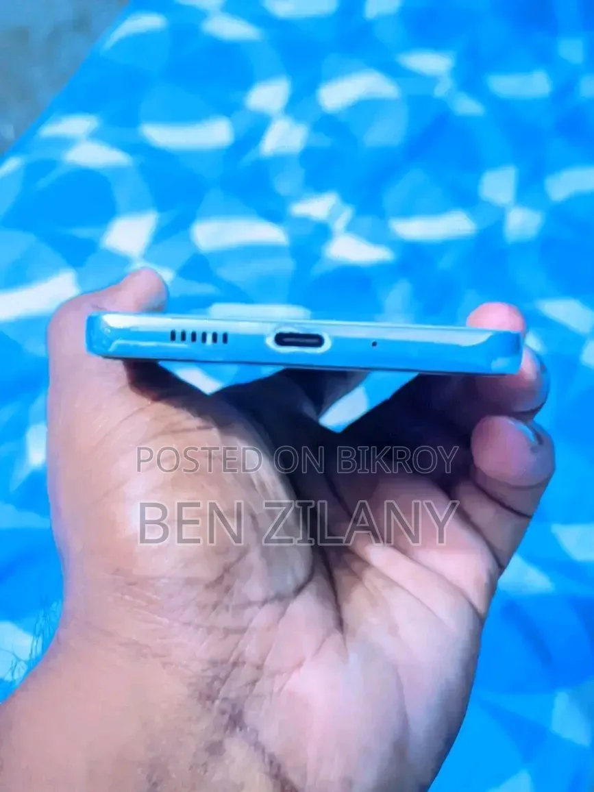 Samsung Galaxy A73 5G 128 GB