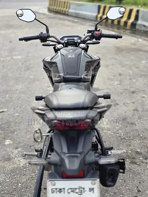 হোন্ডা হর্নেট ২০২৫ গ্রে