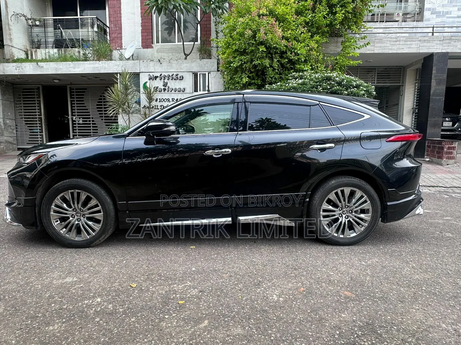 New Toyota Harrier 2020 Black