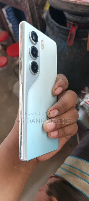 Tecno Camon 40 Pro 4G 256 GB Gray