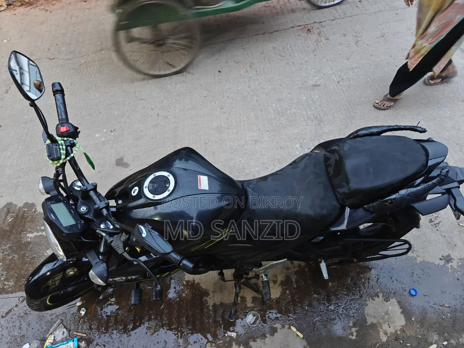 New Suzuki 2025 Black