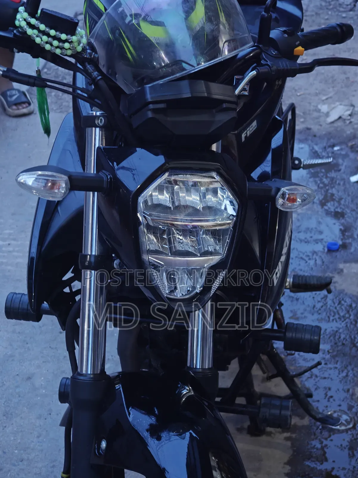 New Suzuki 2025 Black