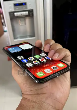 অ্যাপল আইফোন এক্সএস ৬৪ জিবি কালো