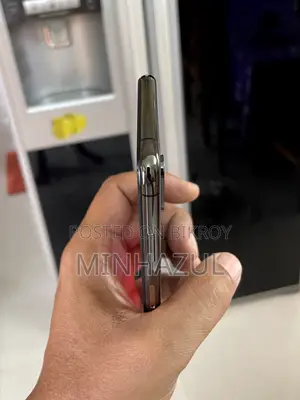 অ্যাপল আইফোন এক্সএস ৬৪ জিবি কালো