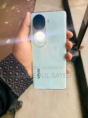 Vivo V40e 256 GB