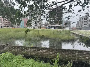 Block-M, 5-Katha, Near 200' Road, Bashundhara R/A