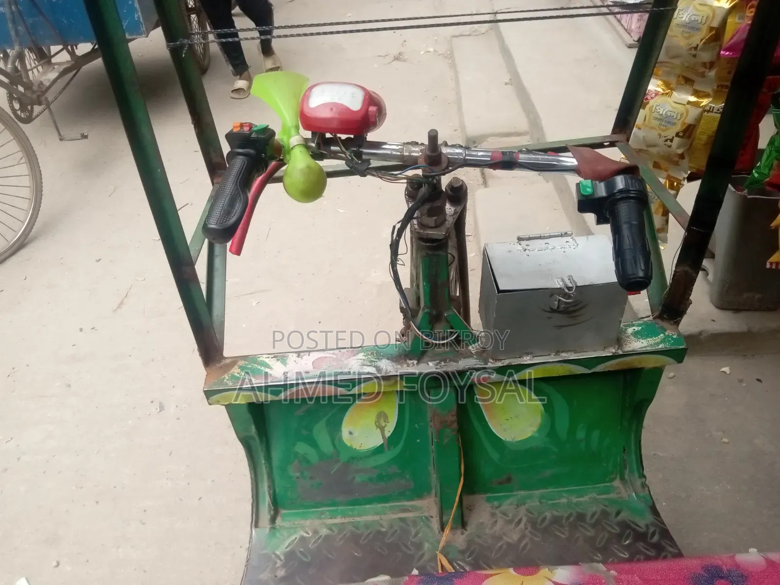 For Sell Three Wheeler